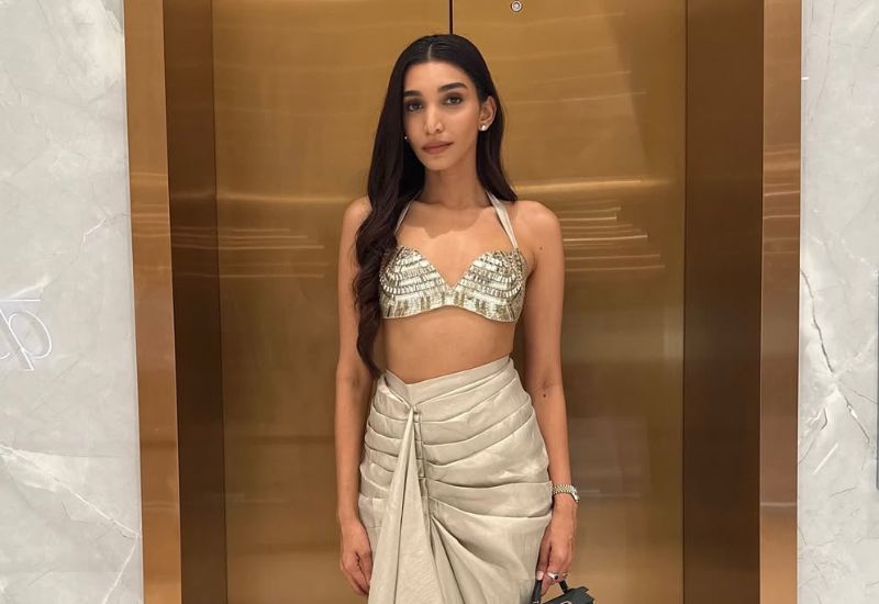 Fashion-Influencers-Juhi-Godambe